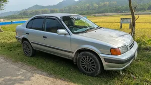 টয়োটা করসা ১৯৯৭ সিলভার