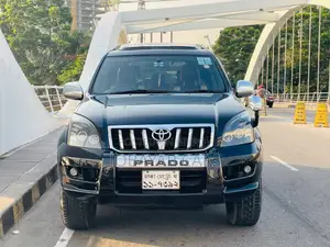 নতুন টয়োটা ল্যান্ড ক্রুজার প্রাডো ২০০৫ কালো