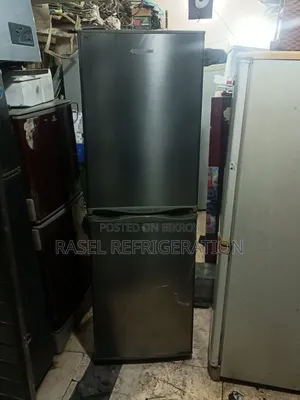 300 লিটার LG ফিরিজ বিক্রি করা হবে।