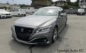 টয়োটা ক্রাউন ২০২১ গ্রে