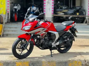 ইয়ামাহা ফেজার ভি২ ২০২২ রেড