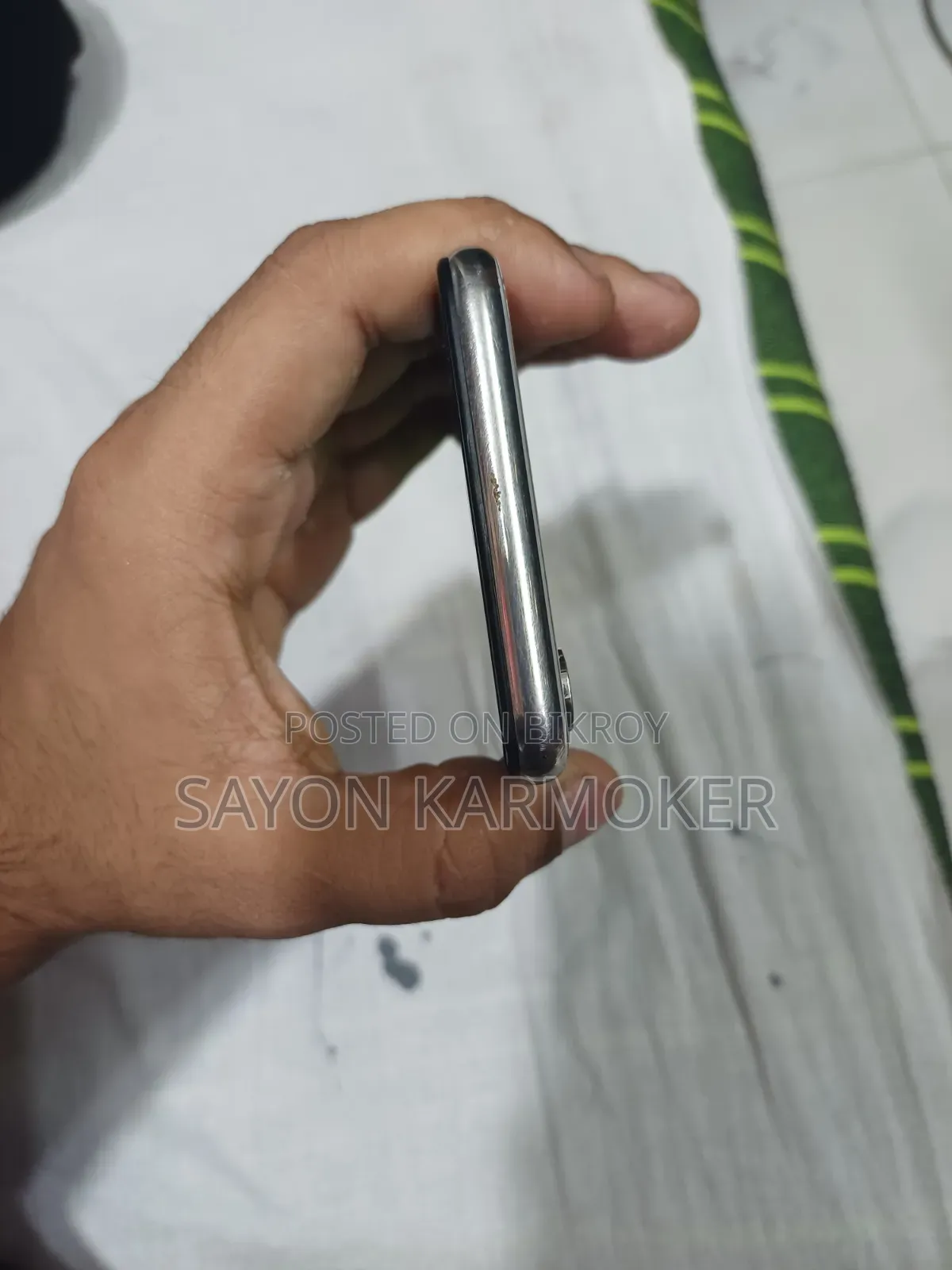 অ্যাপল আইফোন এক্সএস ৬৪ জিবি সাদা