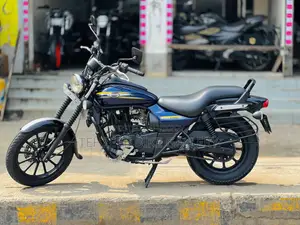 বাজাজ এভেঞ্জার ১৫০ স্ট্রিট ২০১৯ নীল