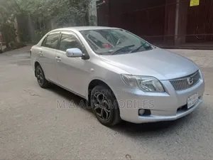 টয়োটা এক্সিও ২০১৫ সিলভার