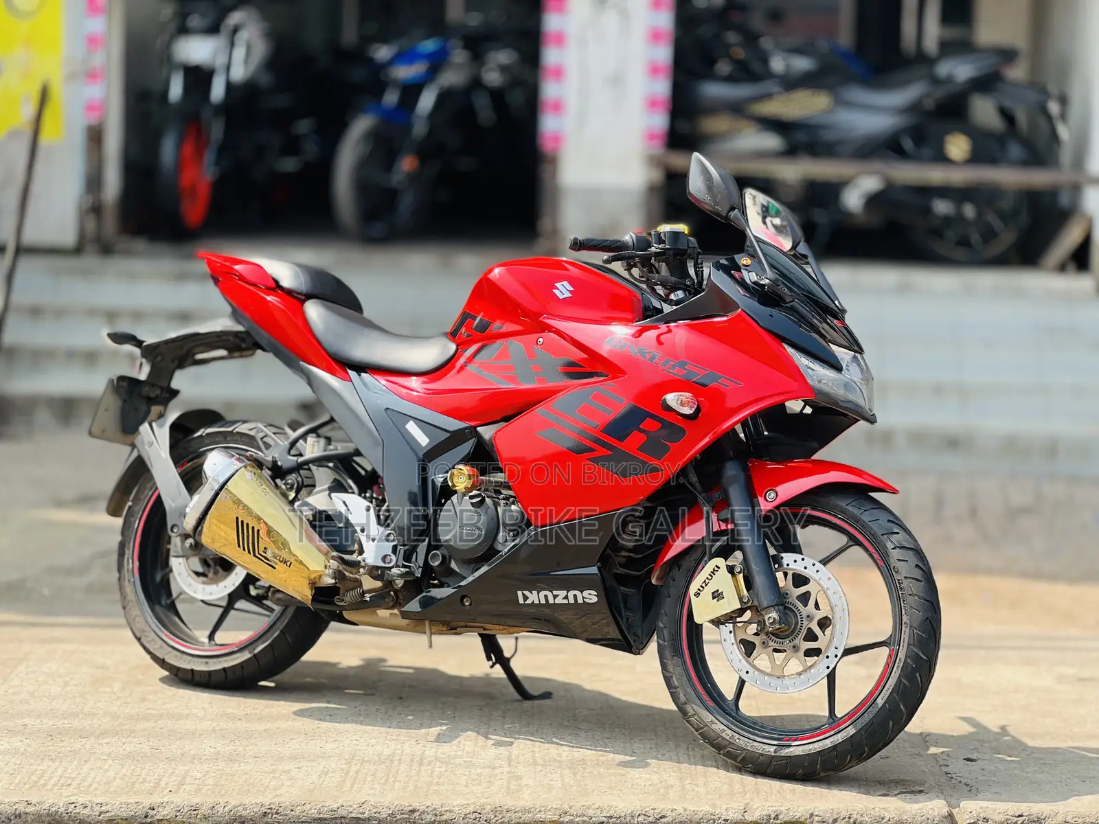 Suzuki Gixxer SF 2022 Red