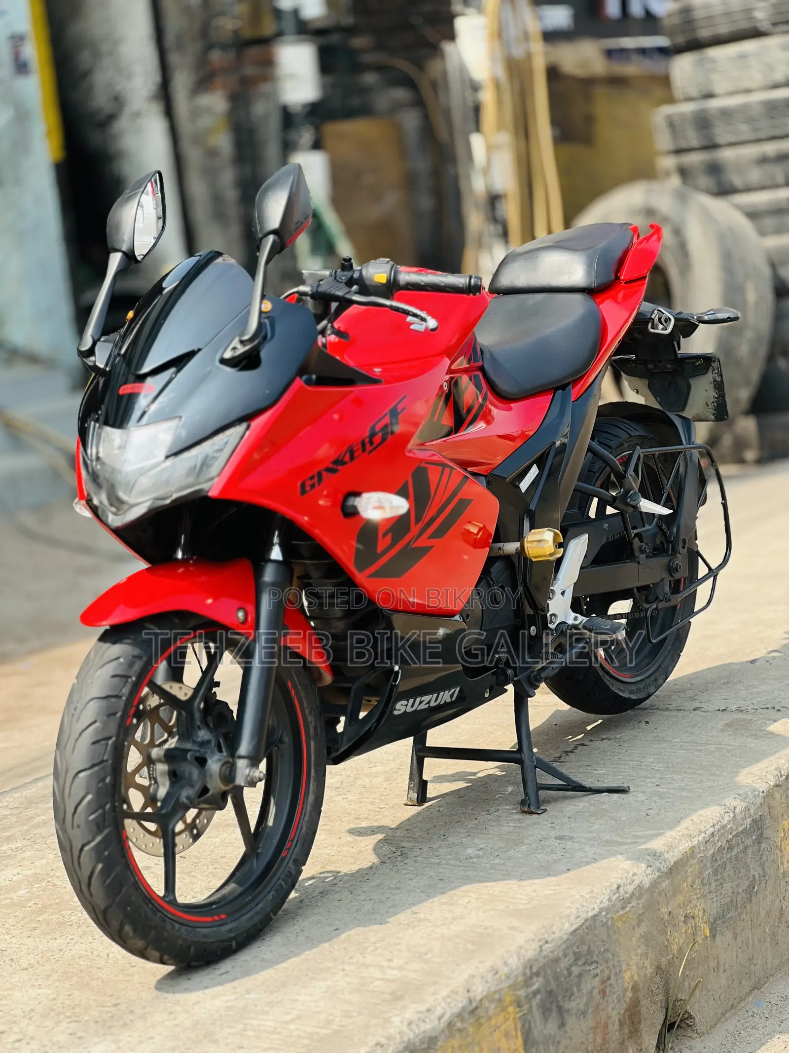 Suzuki Gixxer SF 2022 Red