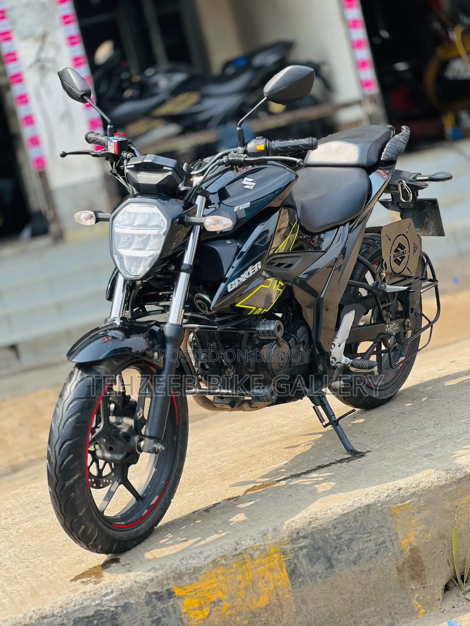 Suzuki Gixxer 2023 Black