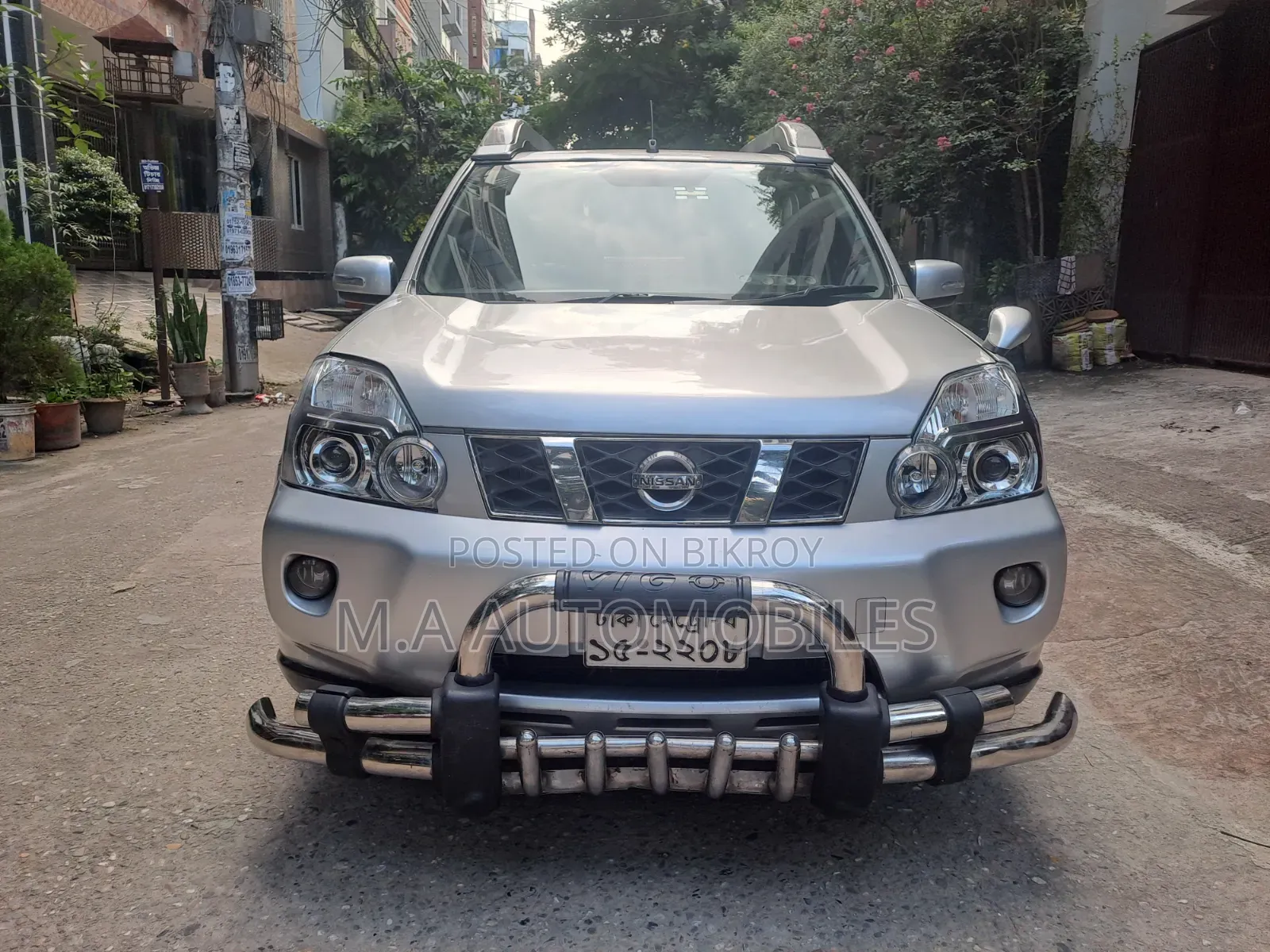 Nissan X-Trail 2.5 Petrol 4 Wheel Drive SE 2012 Silver