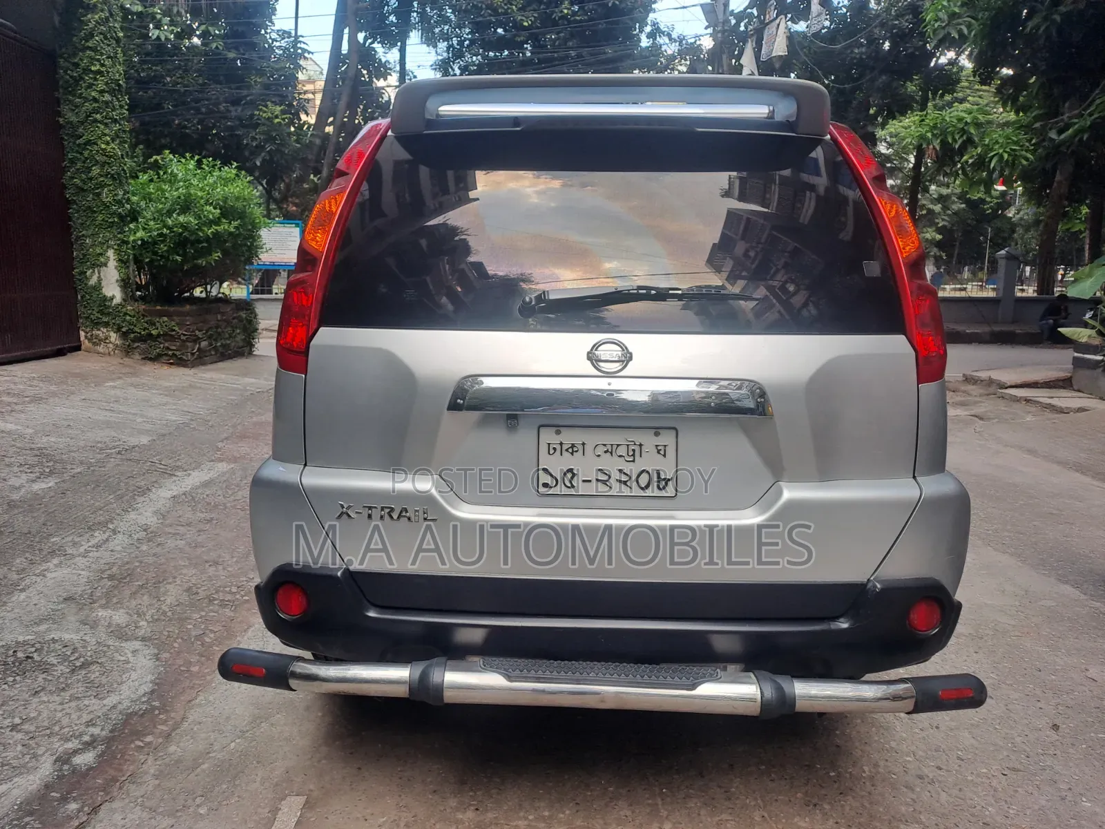 Nissan X-Trail 2.5 Petrol 4 Wheel Drive SE 2012 Silver