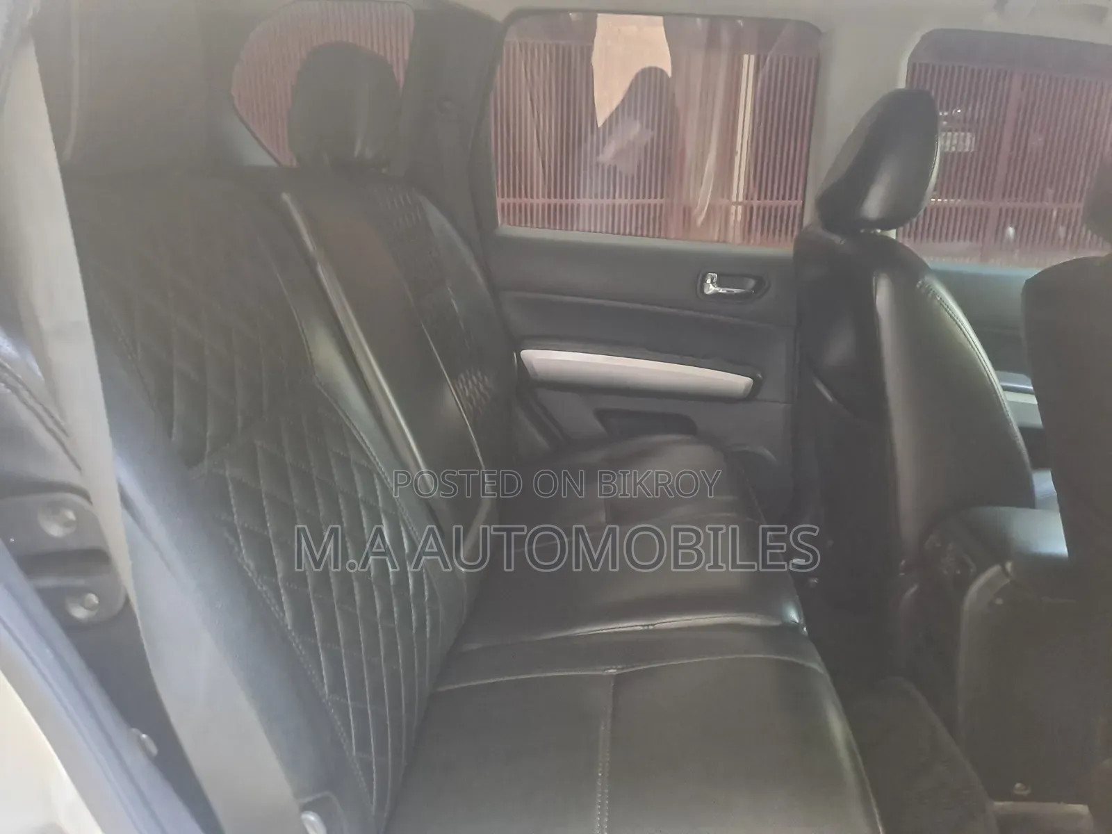 Nissan X-Trail 2.5 Petrol 4 Wheel Drive SE 2012 Silver