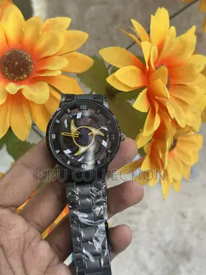 টাইলিশ ব্ল্যাক মেটাল মেনজ ওয়াচ - ইউনিক স্পিনিং ডায়াল ডিজাইন