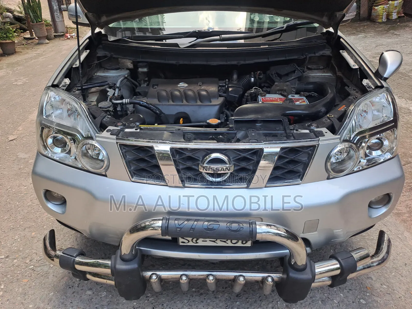 Nissan X-Trail 2.5 Petrol 4 Wheel Drive SE 2012 Silver
