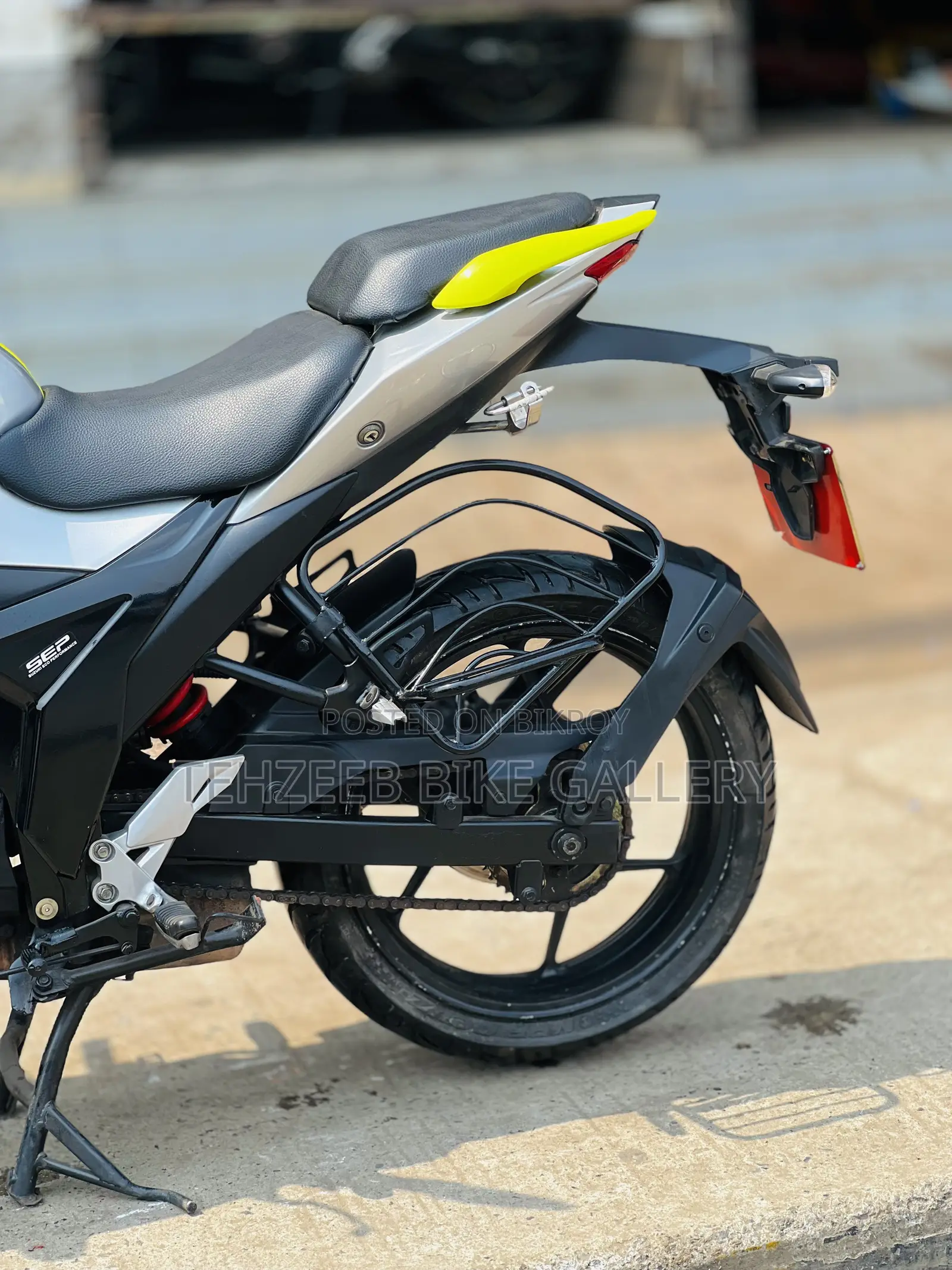 Suzuki Gixxer 2021 Silver