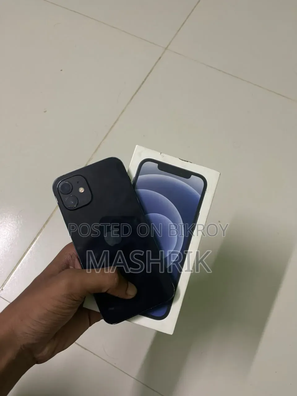 Apple iPhone 12 64 GB Black