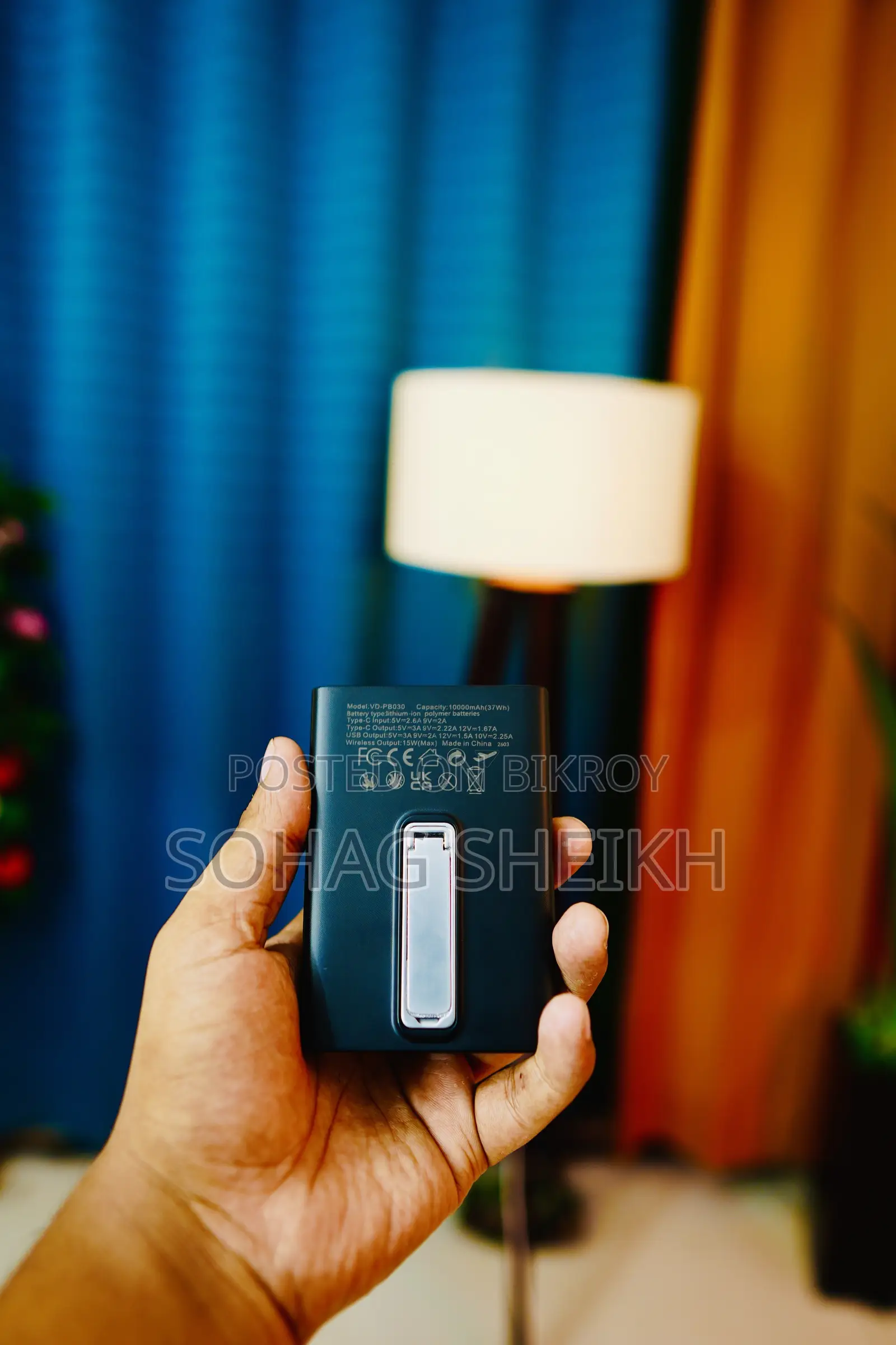 VEN-DENS VD-PB030 10000mAh Wireless Power Bank With MagSafe