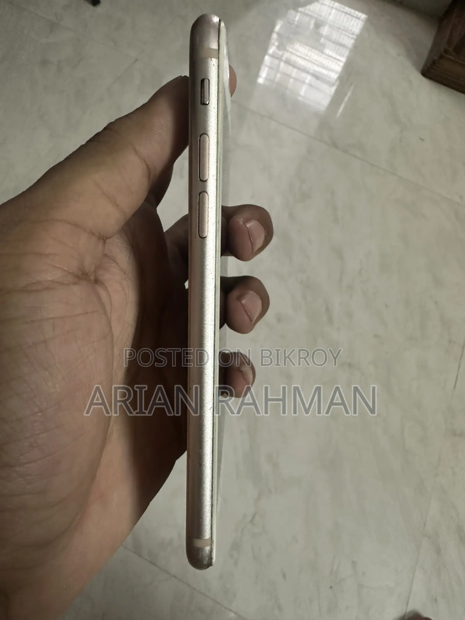 Apple iPhone 8 64 GB Gold