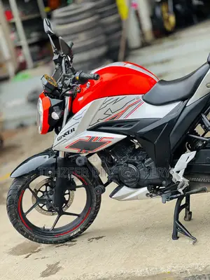 সুজুকি জিক্সার ২০২৪ অরেঞ্জ