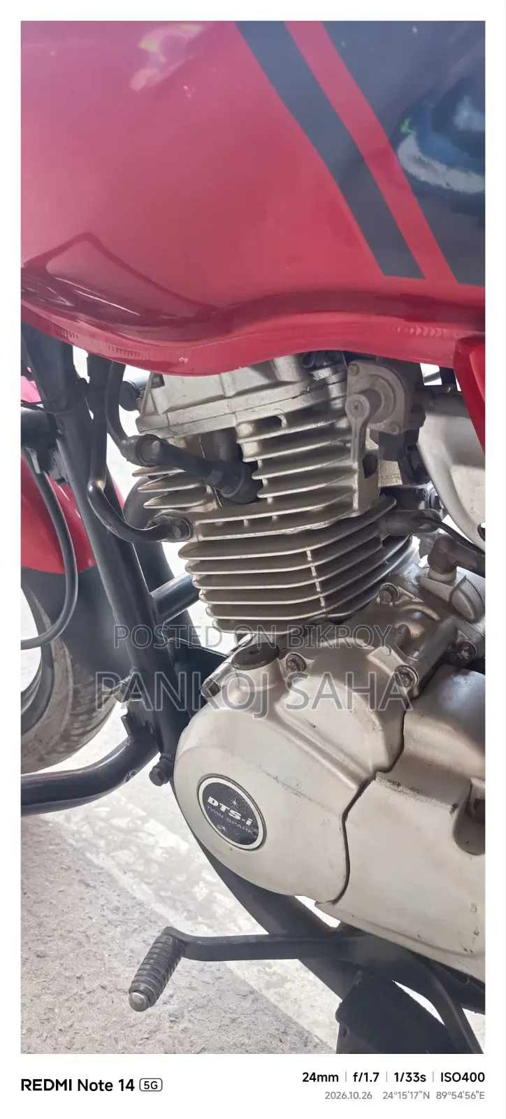 Bajaj V15 2017 Red