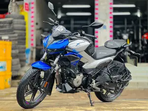 হিরো এক্সট্রিম ১২৫আর ২০২৫ ব্লু