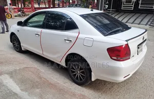 টয়োটা অ্যালিওন ২০০৪ সাদা