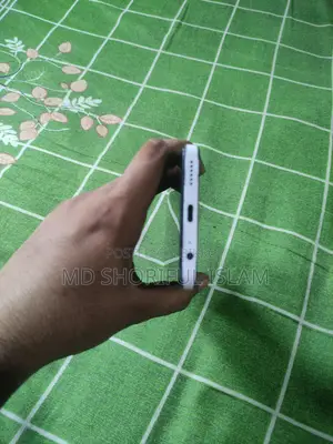 টেকনো স্পার্ক ১০ প্রো ১২৮ জিবি সাদা