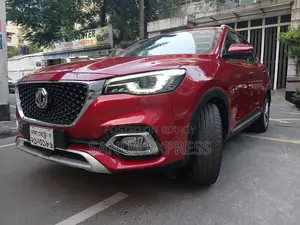 MG HS 2021 Red