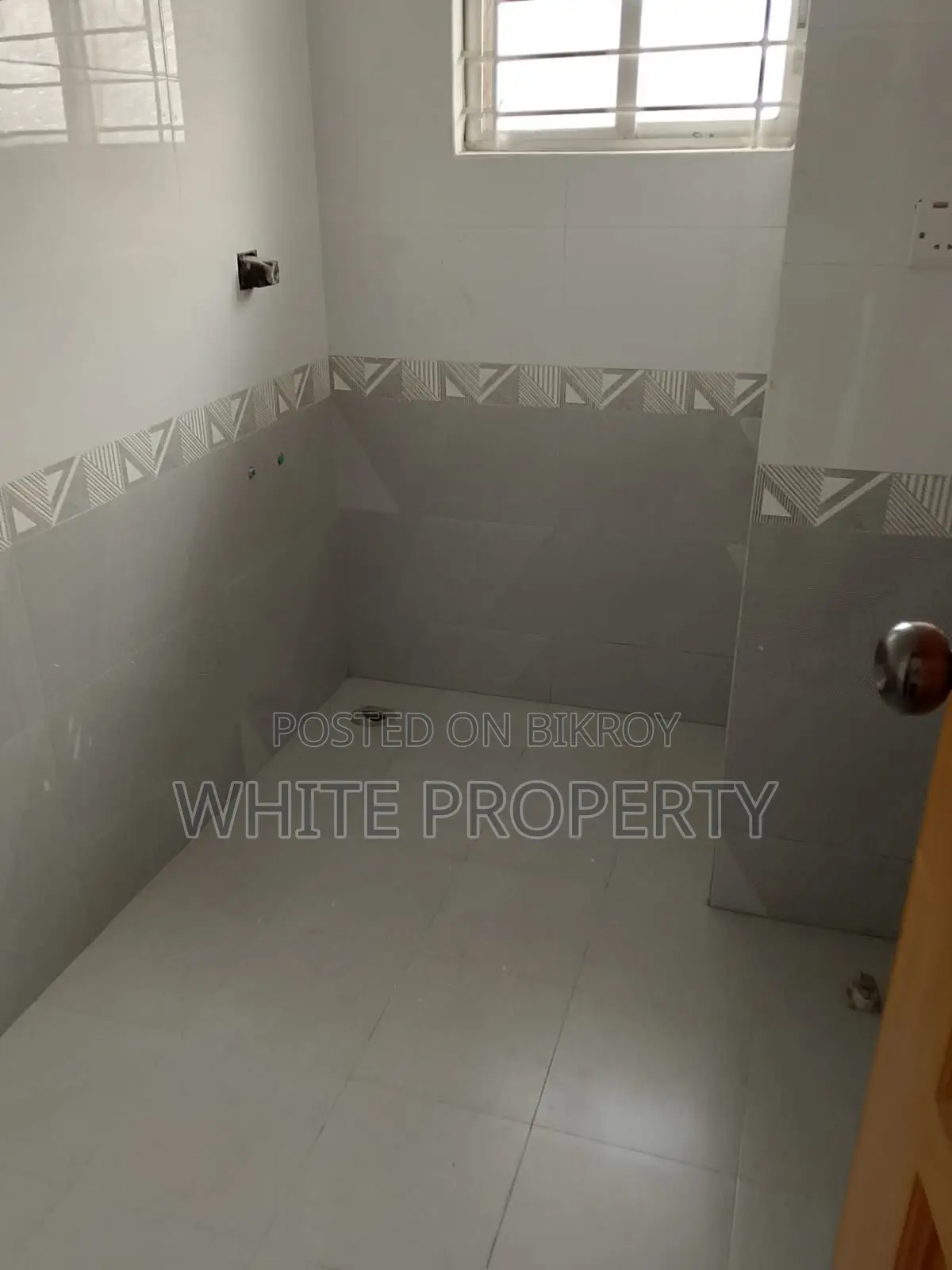 4-Bedroom Apartment in White Property, Gulshan for Sale
