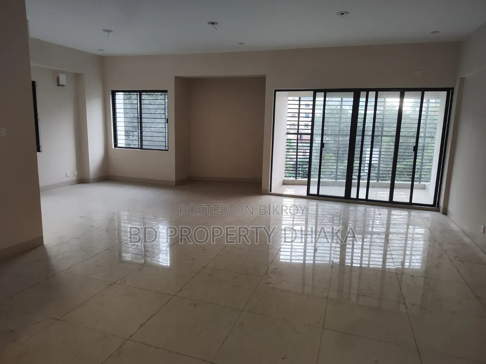 4 Bedroom Apartment in Banani for sale