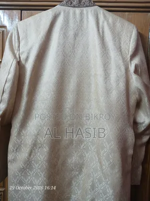মাত্র একবার ব্যবহৃত শেরওয়ানি