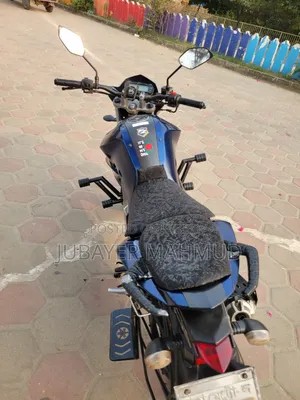 ইয়ামাহা এফজেডএস ভি২ ২০১৮ ব্লু