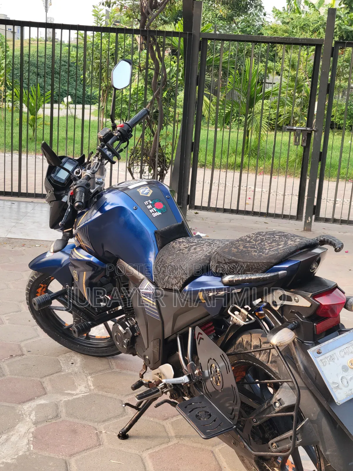 ইয়ামাহা এফজেডএস ভি২ ২০১৮ ব্লু