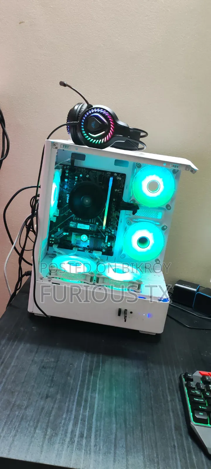 Desktop Computer Gigabyte 8GB AMD Ryzen 5 SSD 256GB