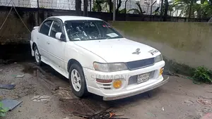 টয়োটা টি১০০ ১৯৯৩ সাদা