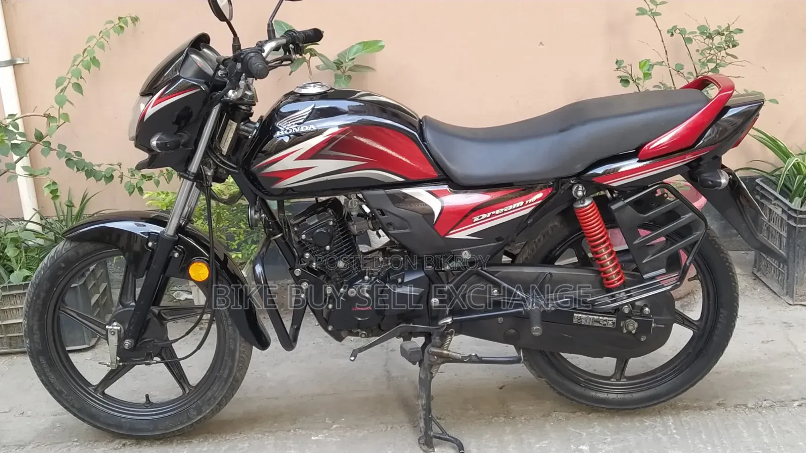হোন্ডা ড্রিম নিও ২০২৪ কালো