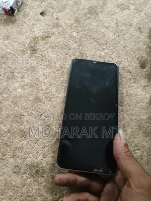Vivo Y04 64 GB White