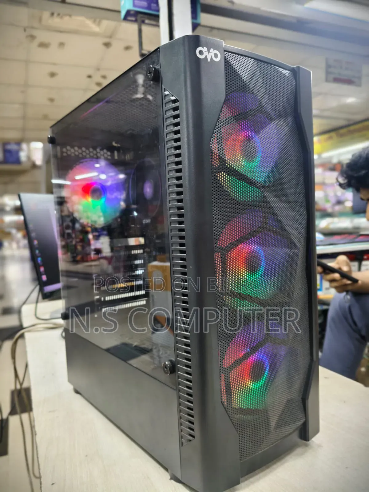 Desktop Computer 16GB AMD Ryzen 5 SSD 256GB