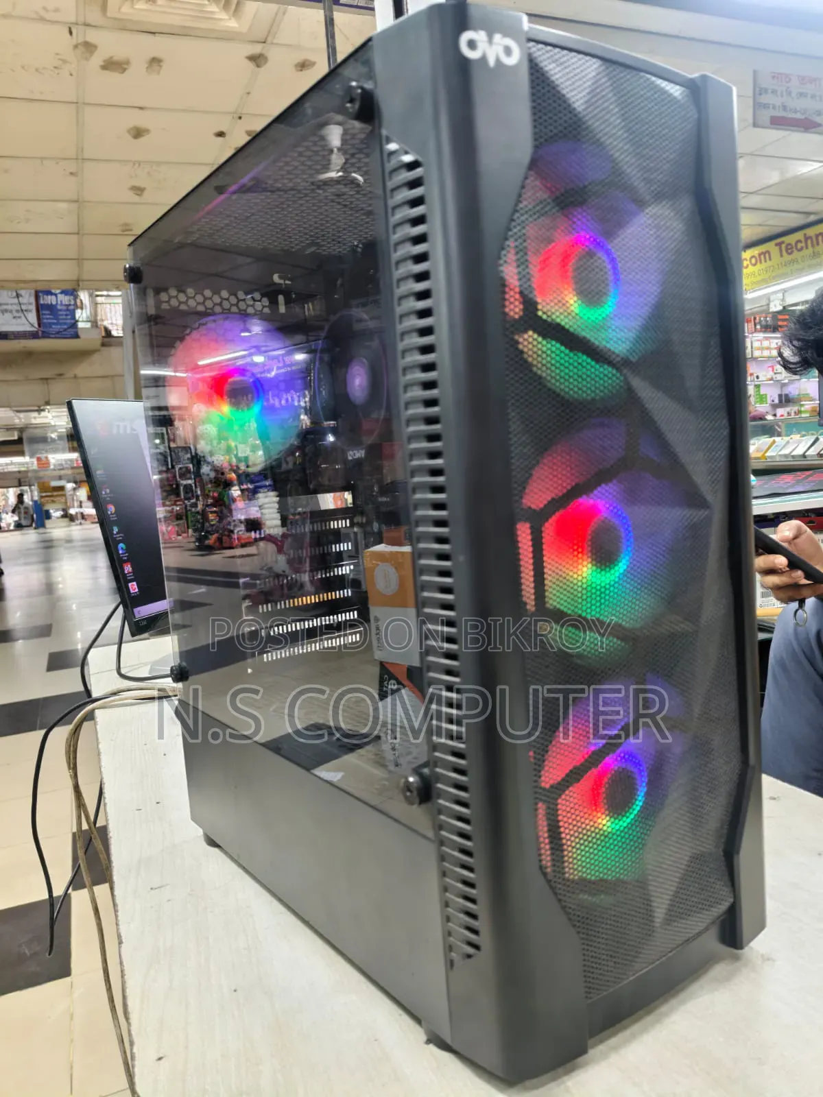 Desktop Computer 16GB AMD Ryzen 5 SSD 256GB