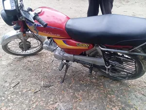 হোন্ডা সিজি১১০ ২০০৩ লাল