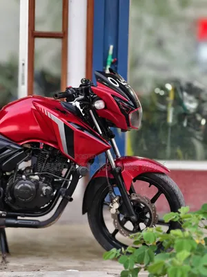 TVS Apache RTR 160 2V 2018 Red