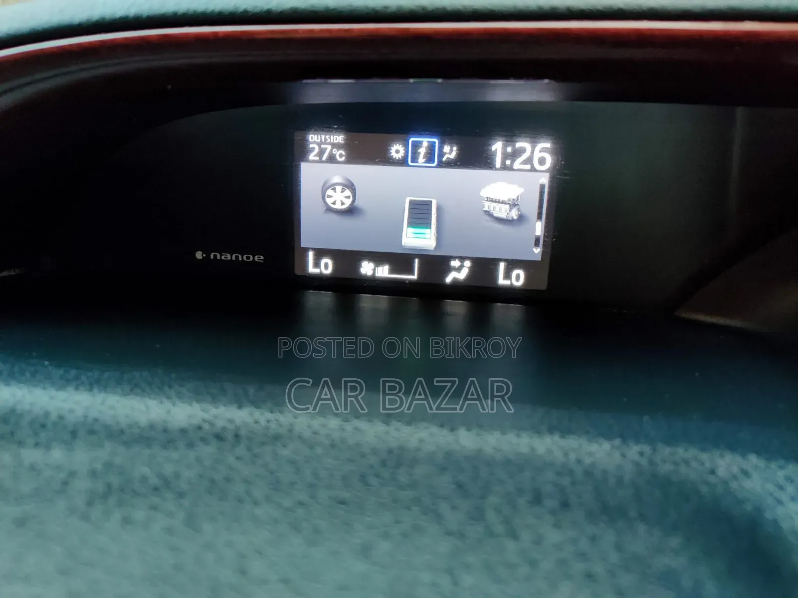 Toyota Noah 1.8 Front-Wheel Drive Hybrid (7 seater) 2017 Black