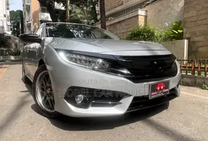 Honda Civic 2018 Silver
