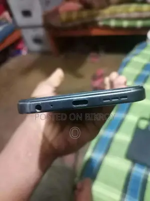 নিউ টেকনো স্পার্ক ৪০ ২৫৬ জিবি ব্ল্যাক