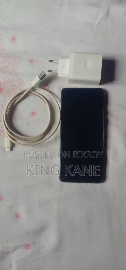 Mobile Phone 128 GB Gold
