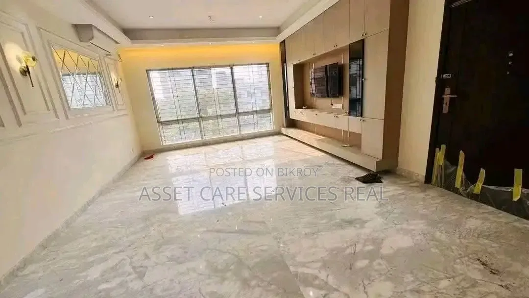 4 Bedroom Apartment in Banani for sale