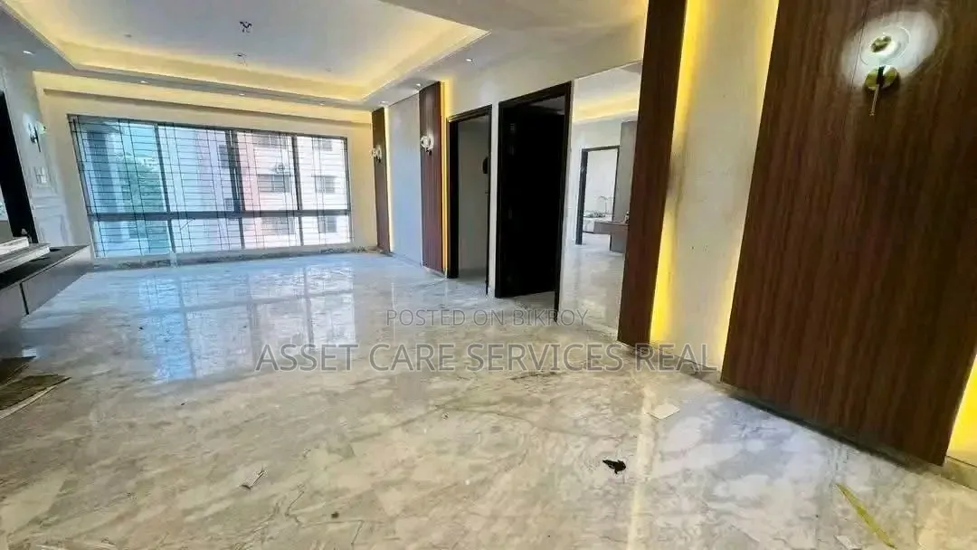 4 Bedroom Apartment in Banani for sale