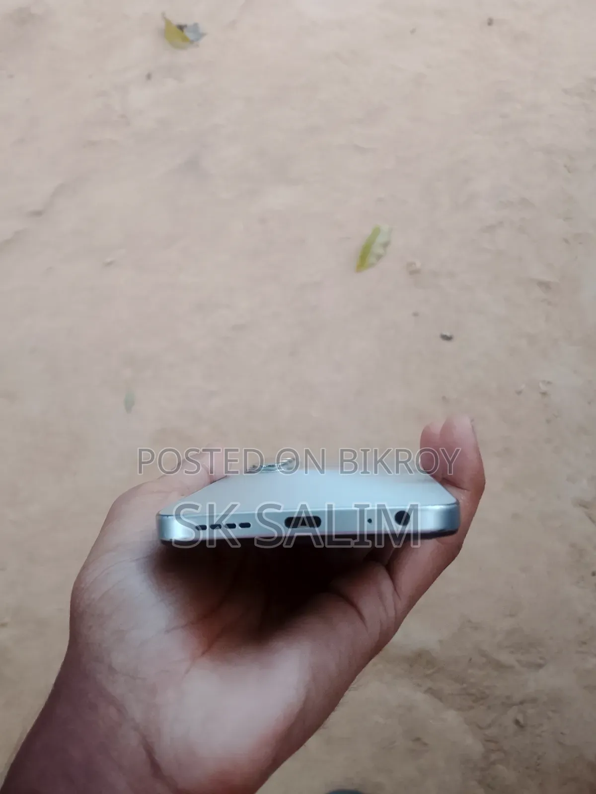 Infinix Hot 60i 128 GB White