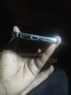 স্যামসাং গ্যালাক্সি এস১০ ১২৮ জিবি নীল
