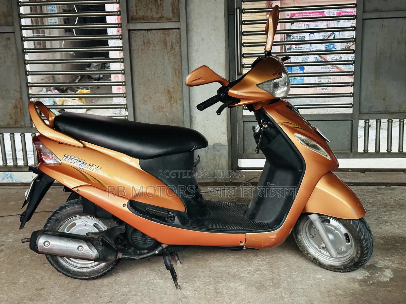 Mahindra Gusto 125 2018 Yellow