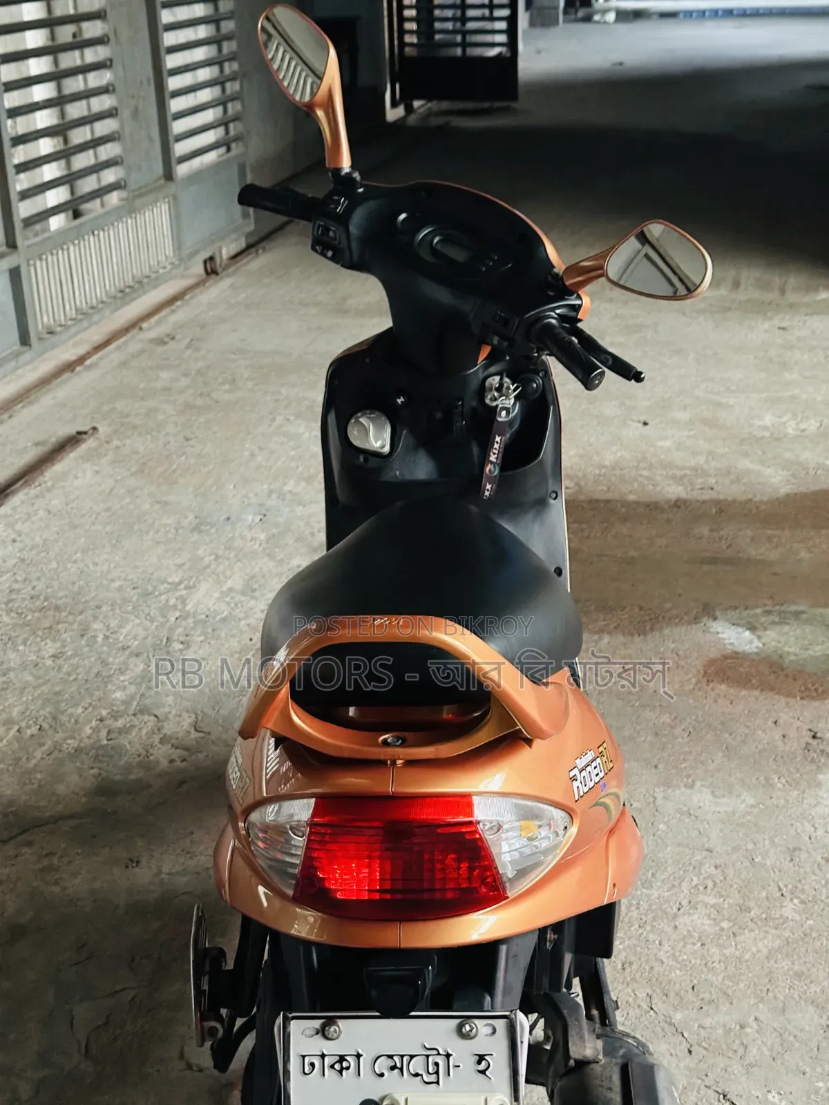 Mahindra Gusto 125 2018 Yellow