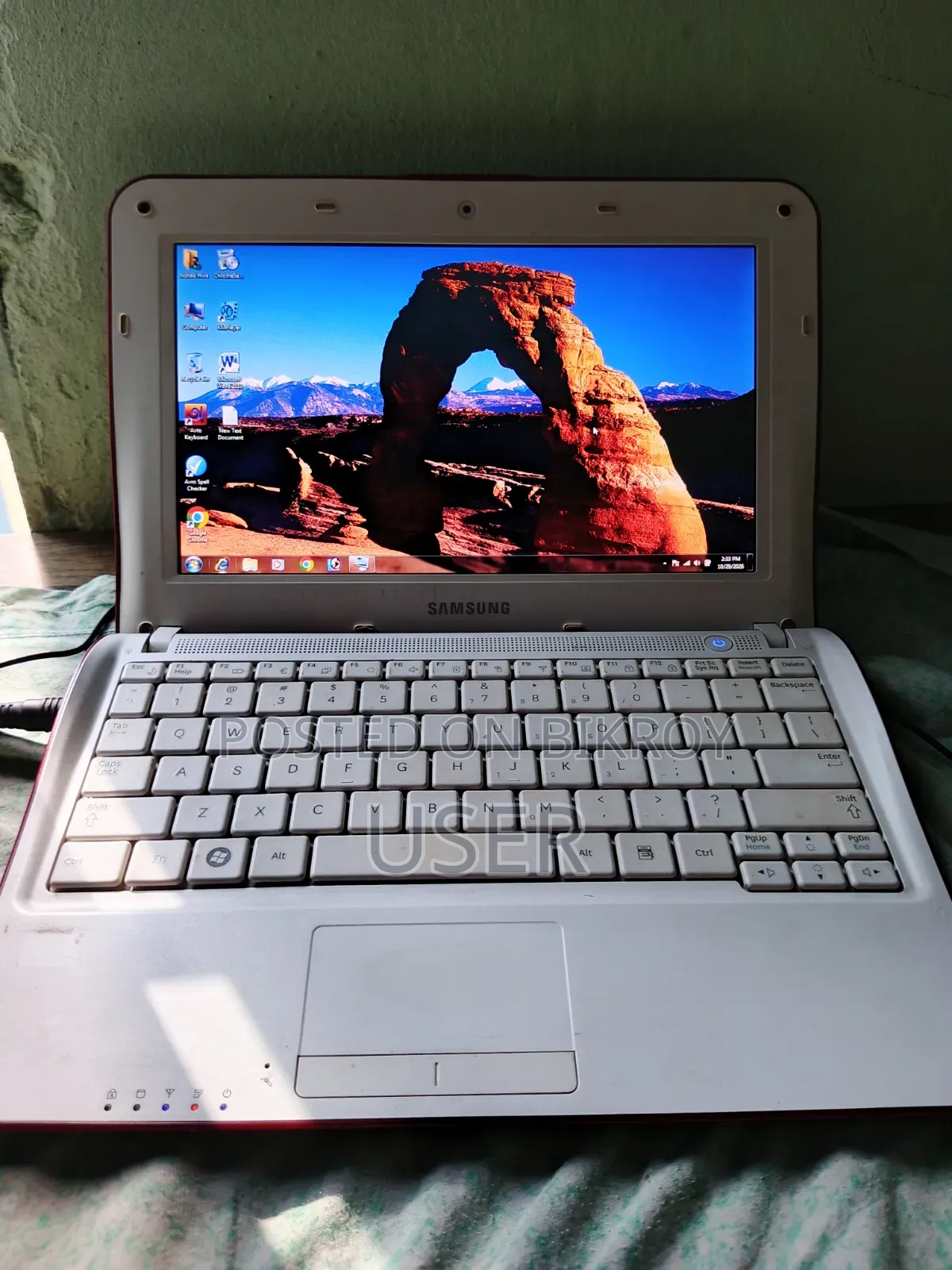 Laptop Samsung NP300E5X 2GB Intel Atom HDD 256GB